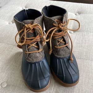 listing-status-banner